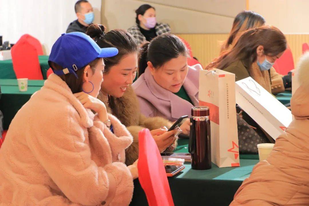 感謝星播，帶來(lái)了抖音電商新方法，為臨沂人長(zhǎng)期免費(fèi)教培
